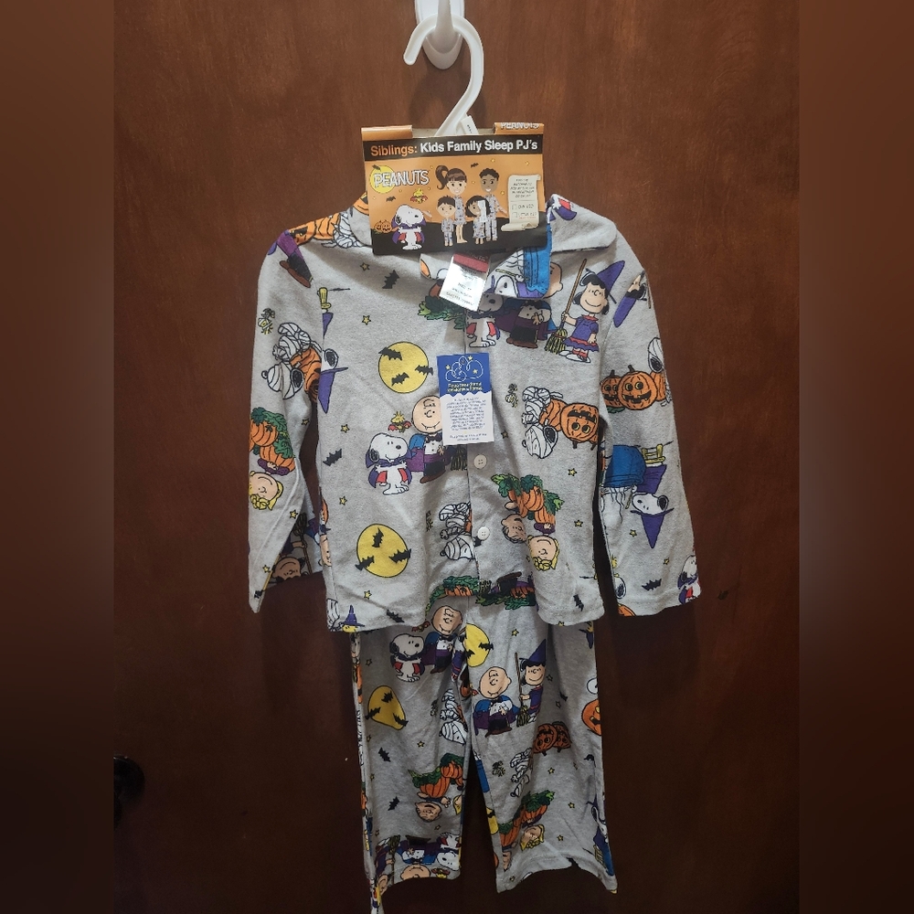 Peanuts Snoopy halloween  3T